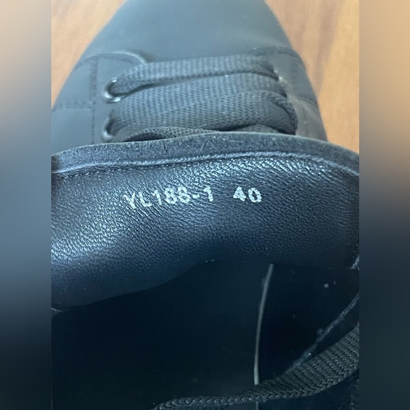 Alexander McQueen sneakers size 40 EU - Picture 7 of 11